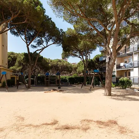60 Mtres From The Blanes
